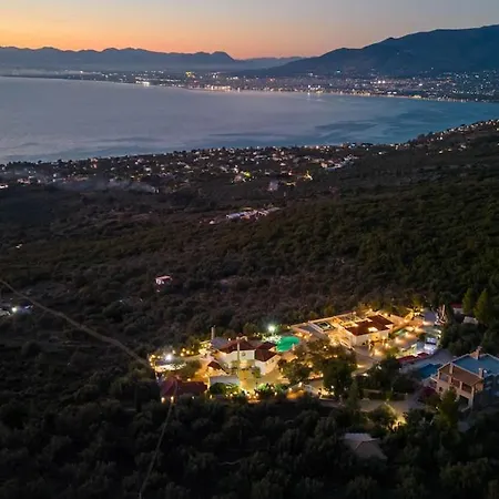 Needa's - View With Private Pool Apartament *